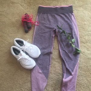 Victoria secret limited edition workout leggings